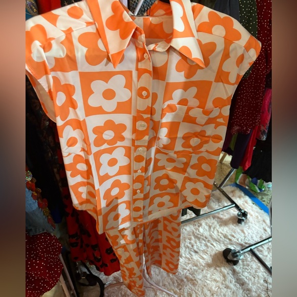 Why Dress Pants - NWT Floral Orange Set. Shirt Buttons Down $ Wide Leg Pant. S, M, L, XL and XXL.
